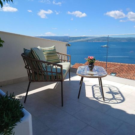 Apartment Sreta Omiš Exterior foto